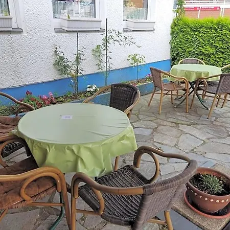 ホテル Taverna Roemerkrug 2*