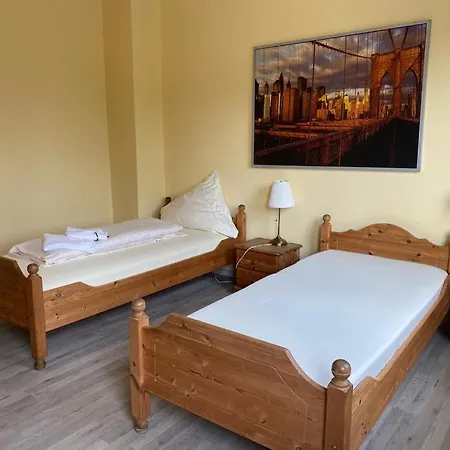 Отель Taverna Roemerkrug Ганновер