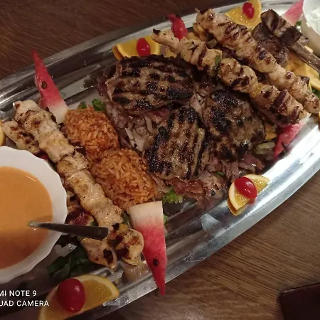 Отель Taverna Roemerkrug Ганновер