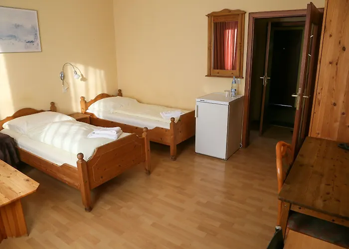 מלון Taverna Roemerkrug הנובר